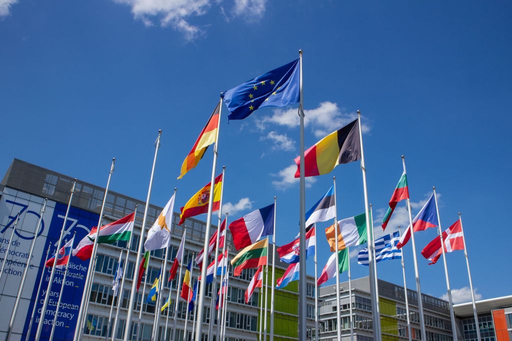 Diplomacia sanitária: CNA leva diplomatas de 14 países e da UE para mostrar controles da carne&nbsp;brasileira